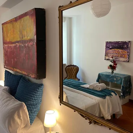 Montecchi House * Verona